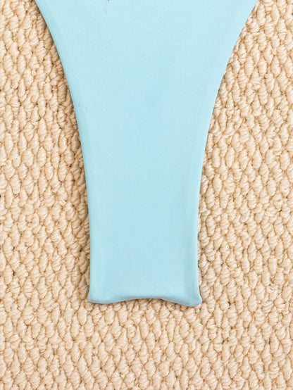 Bikini Bandeau Bleu Ciel – Élégance & Confort | YLOLYA SWIM